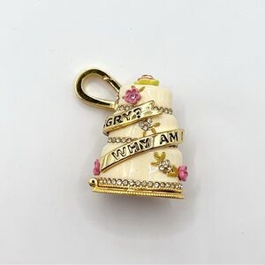 Juicy Couture wedding cake charm